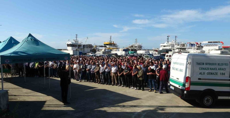 Trabzonlu Balıkçı Cüneyt Varlık Son Yolculuğuna Uğurlandı