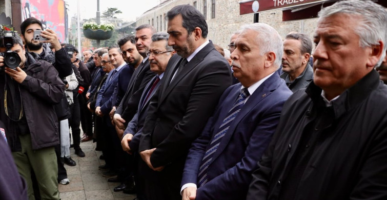 Trabzonspor Asbaşkanı Zeyyat Kafkas'ın Annnesi Işıl Kafkas Son Yolculuğuna Uğurlandı