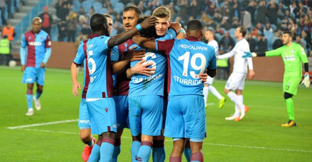 'Trabzonspor Durdurulamaz Performans Sergiliyor'