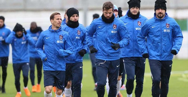 Trabzonspor, Galatasaray Derbisine Hazırlanıyor!