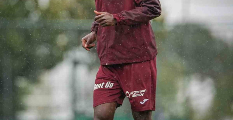 Trabzonspor Onuachusuz Zirvede Puan Kaybı Yaşadı