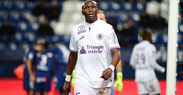 Trabzonspor Rotayı Mbia’ya Çevirdi!