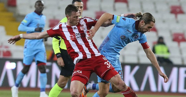 Trabzonspor Sivasspor ile Berabere Kaldı (Sivasspor 1-1 Trabzonspor)