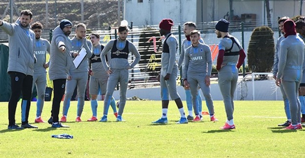Trabzonspor'da Futbolculara Uyarı