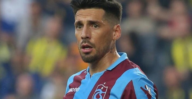 Trabzonspor'da Jose Sosa, Takım Arkadaşlarına Para Cezası Kesti!