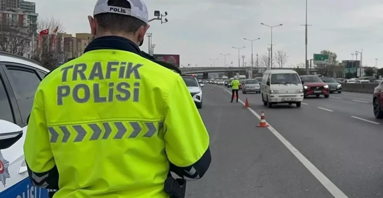 Trafik cezalarına 2026’da çifte zam geliyor! Direksiyona oturmak cep yakacak