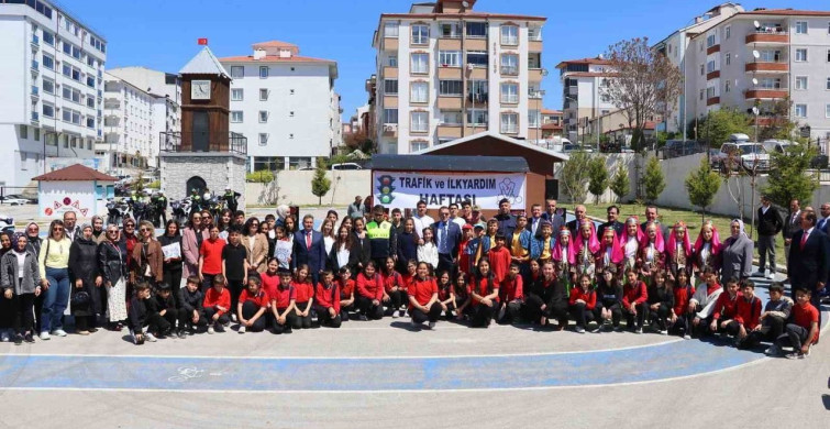 Trafik Kuralları Öğreniyorlar