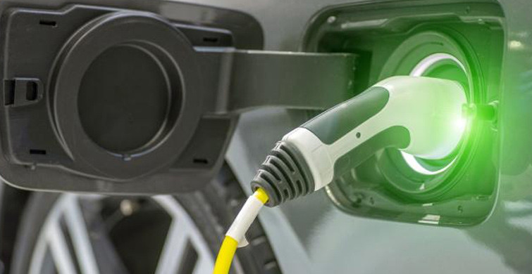 Trafikteki Elektrikli ve Hibrit Otomobil Sayısı Artıyor