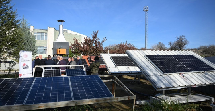 Trakya Üniversitesi'nde Güneş Enerjisiyle Çalışan Tohum Kurutma Makinesi Geliştirildi