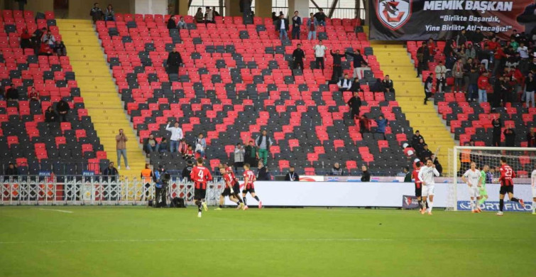 Trendyol Süper Lig: Gaziantep FK ve Corendon Alanyaspor 1-1 Beraberliği