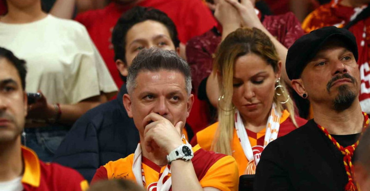 Trendyol Süper Lig'de Antalyaspor, Galatasaray'ı Mağlup Ediyor