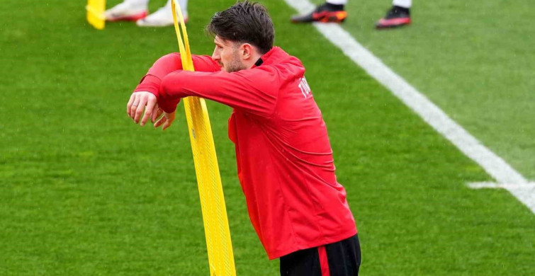 Trendyol Süper Lig'de Kasımpaşa, Kayserispor'u Zorluyor