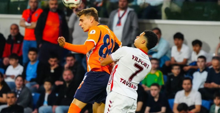 Trendyol Süper Lig'de RAMS Başakşehir, Samsunspor'u 3-0 Yendi