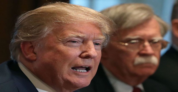 Trump Davos'a Katılmayacağını Açıklayıp Özür Diledi