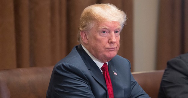 Trump Hakkında Gündeme Oturan İddia; Görevine Son Verebilir!