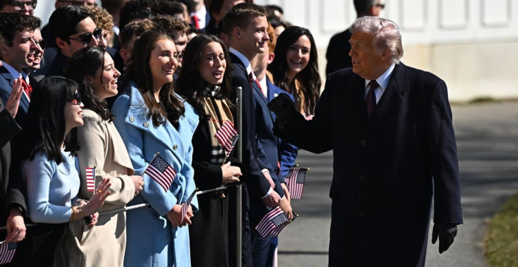 Trump, İran ile Müzakerelere Devam Edeceğini Açıkladı