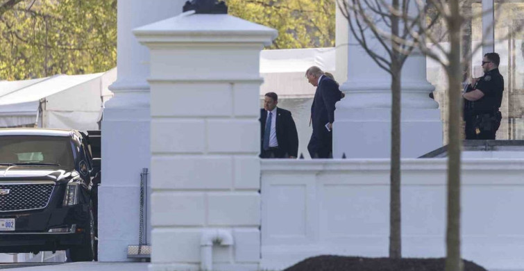 Trump, Yüksek Mahkeme Duruşmasına Katılan İlk Görevdeki Başkan