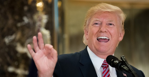 Trump'ın Eski Avukatı Suçlamaları Kabul Etti 