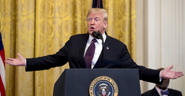 Trump'ın Yeni Yıl Mesajı Kafaları Karıştırdı
