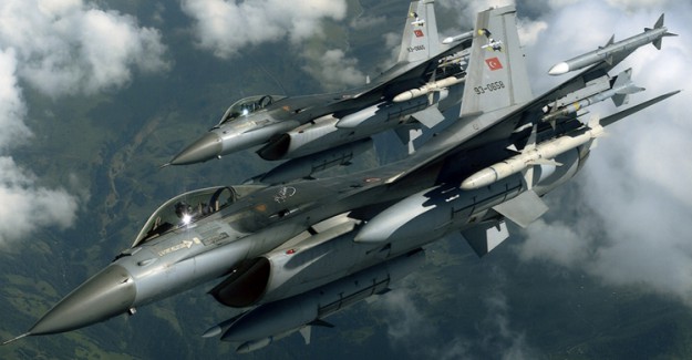 TSK Kuzey Irak'a Hava Operasyonu Düzenledi