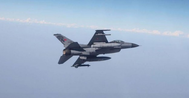 TSK, Kuzey Irak'taki PKK Hedeflerini Vurdu