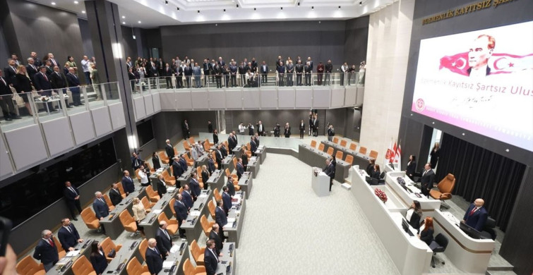 Tufan Erhürman KKTC Cumhurbaşkanı Olarak Ant İçti