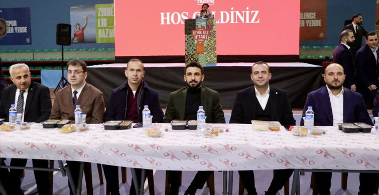 TÜGVA Trabzon'da Büyük Aile İftarı Düzenledi