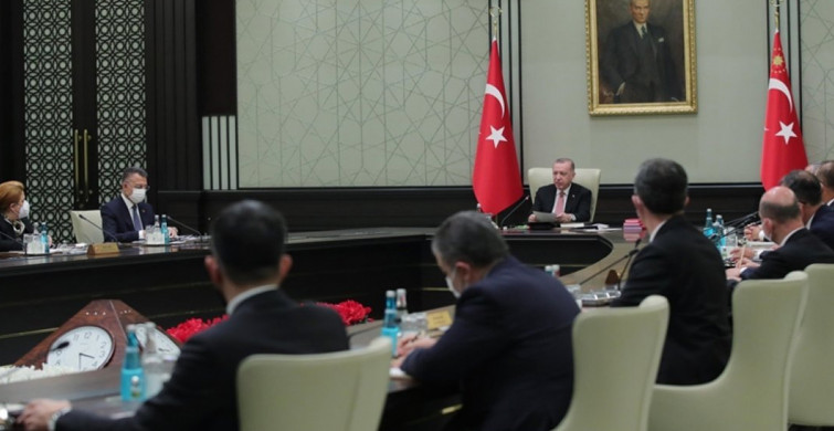 Üst Üste Ertelenen Kabine Toplantısı Cumhurbaşkanı Önderliğinde Yeniden Toplandı