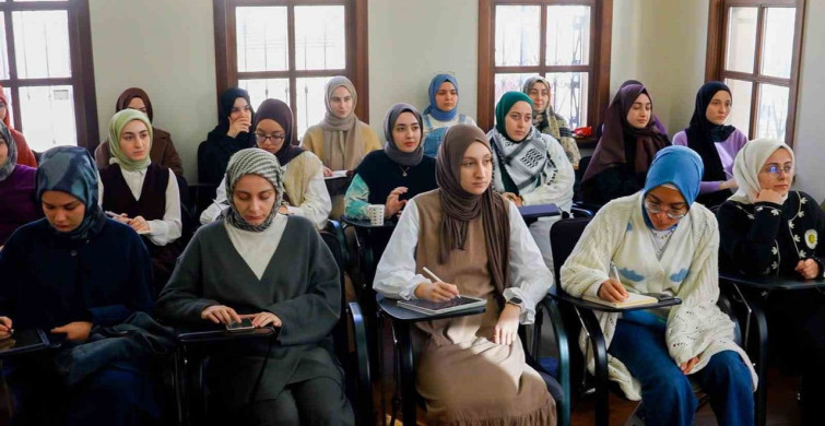 TÜRGEV'in bursiyerleri savunma teknolojileri ve yapay zeka alanında yetişiyor