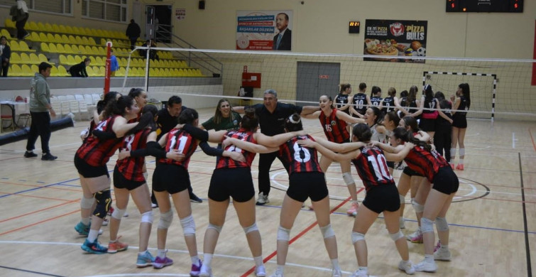 Turgutlu Belediyesi U17 Voleybol Takımı Manisa 2’ncisi Oldu