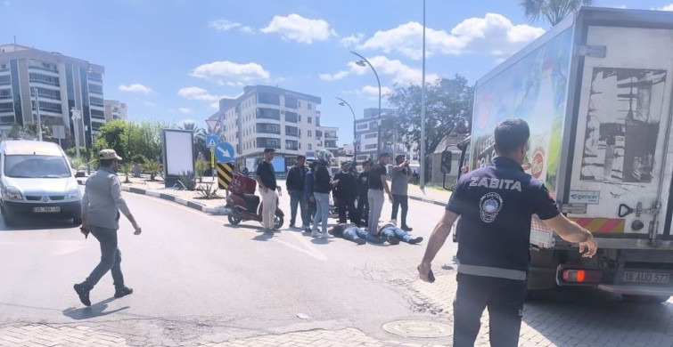 Turgutlu'da Zabıta Ekipleri Kaza Sonrası Hayat Kurtardı