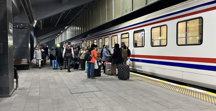 Turistik Doğu Ekspresi Yeni Sezona Merhaba Dedi