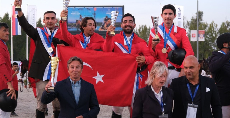 Türk Biniciler Engel Atlama Balkan Şampiyonası'nda Fark Yarattı