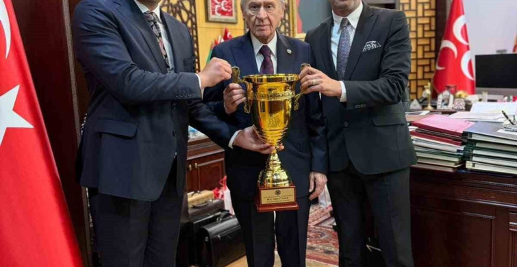 Türk boks federasyonu’ndan MHP genel başkanı Devlet Bahçeli’ye ziyaret