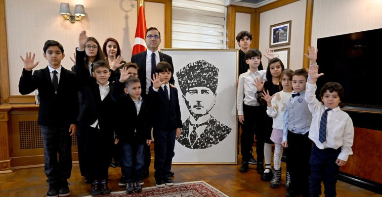 Türk Çocuklardan Anlamlı Anma Projesi: Atatürk'ün Portresi