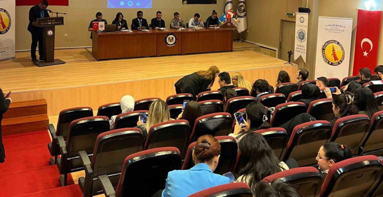 Türk Dünyası Çalıştayı Kütahya'da Gerçekleştirildi