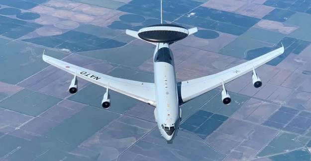 Türk Hava Kuvvetleri NATO Uçağına Yakıt İkmali Yaptı