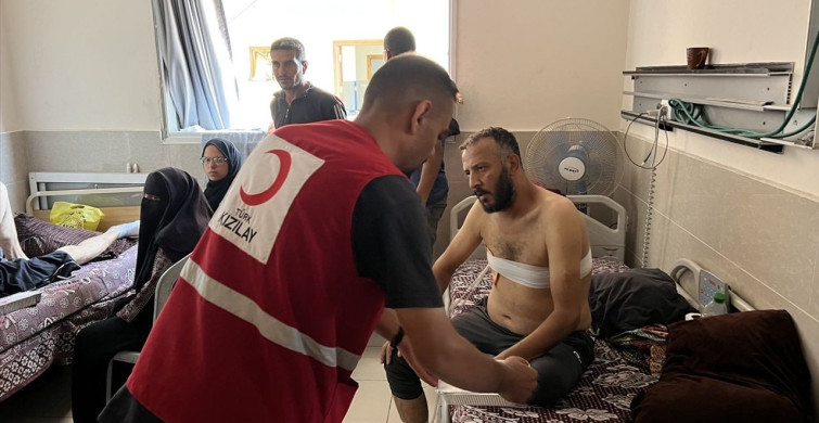 Türk Kızılay, Gazze'deki El Kudüs Hastanesi'ne Sıcak Yemek Ulaştırıyor
