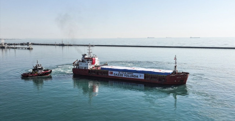 Türk Kızılay'ın 19. 'İyilik Gemisi' Gazze İçin Uğurlandı