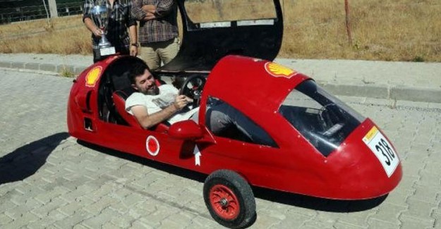 Türk Öğrencilerin Yaptığı Araç 1 Lira ile 180 Kilometre Gidiyor!