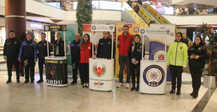 Türk Polis Teşkilatı 181. Yıl Dönümünde Bilgilendirme Etkinliği Düzenledi