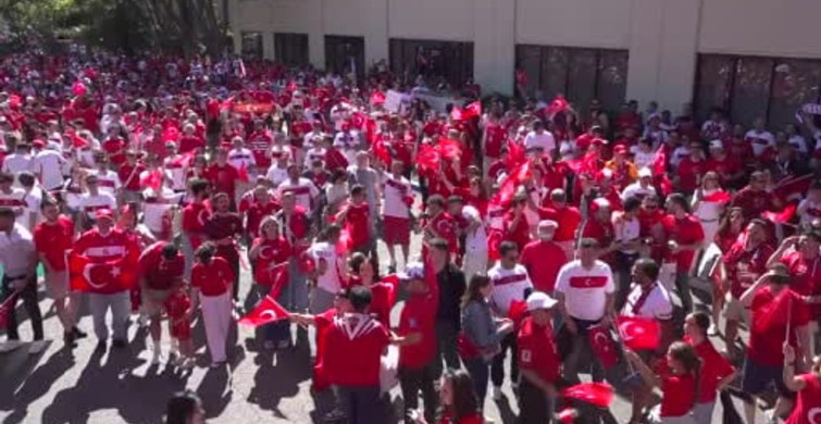 Türk taraftarlar, San Francisco’da heyecanla maç saatini bekliyor