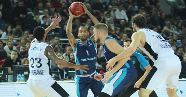 Türk Telekom Evinde Asvel’e Teslim Oldu!