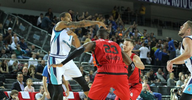 Türk Telekom’dan Gaziantep Basketbol'a 16 Sayı Fark!