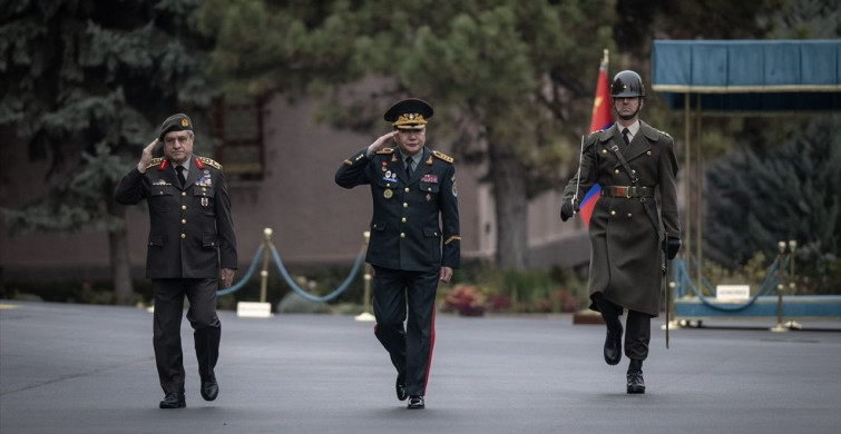 Türk ve Moğol Genelkurmay Başkanlarından Önemli Görüşme