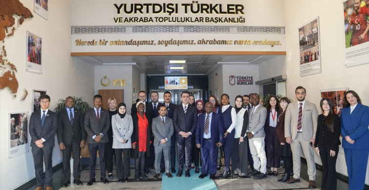 Türkçe Barış Dili: YTB Başkanı Abdulhadi Turus'un Vizyonu