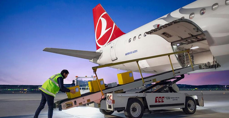 Turkish Cargo UNICEF'in Koronavirüs Aşılarını Taşıyor