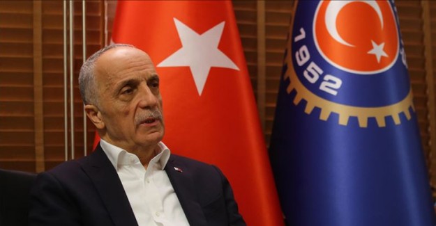 Türk-İş'ten Mısır'a 'AA Çalışanlarını Serbest Bırakın' Çağrısı
