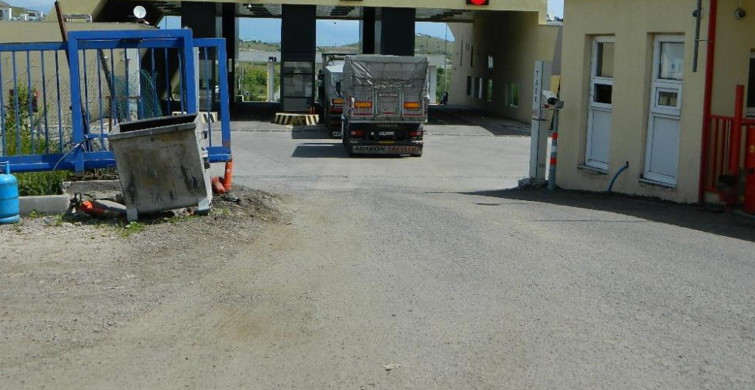 Türkiye Açtığı Kapıyı, Gürcistan Kapatıyor