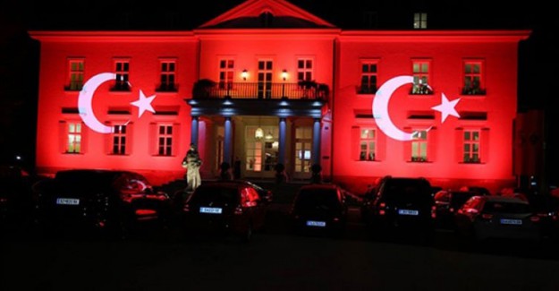 Türkiye Başkonsolosluğu'na Hain Saldırı!